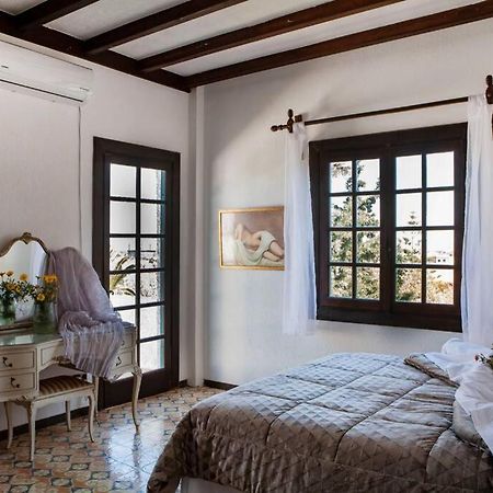 Villa Velissarios: Wonderful Villa Next To Beach Aegina Екстериор снимка