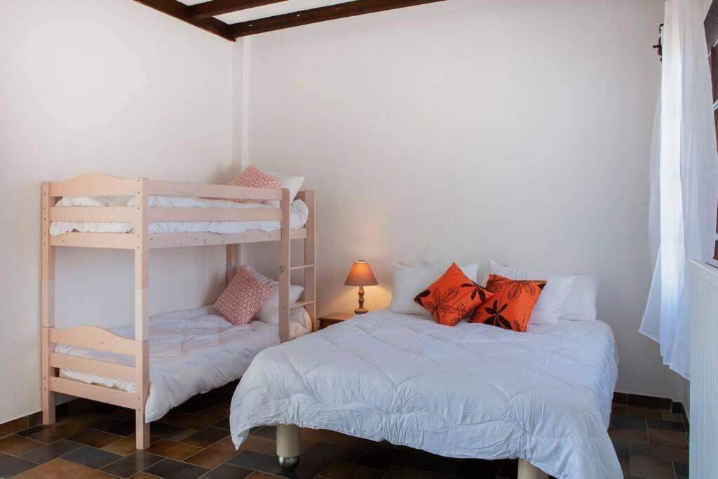 Villa Velissarios: Wonderful Villa Next To Beach Aegina Екстериор снимка